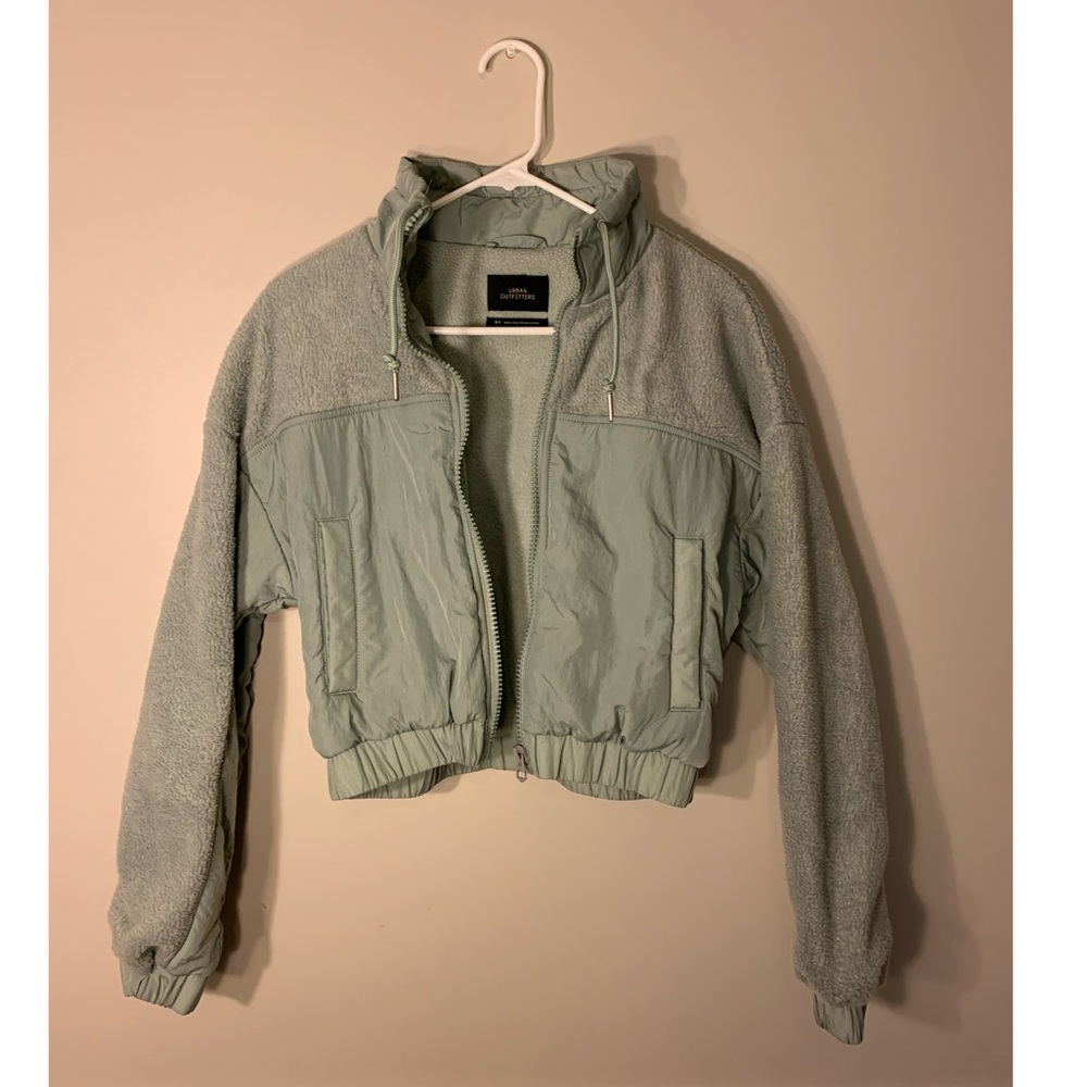 Urban Outfitters Cozy Fleece Jacket pastel green S